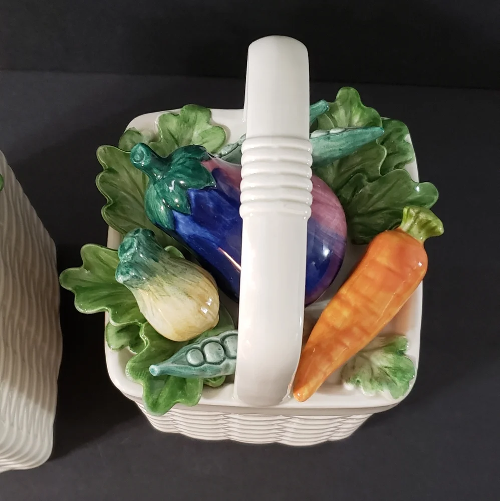 Vintage Fitz And Floyd Basket Weave Canister